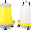 Abreuvoir Poule 15 litres avec Pieds + Mangeoire Poules 18 kg en Plastique avec Ailes Anti-Gaspillage Ed Pieds